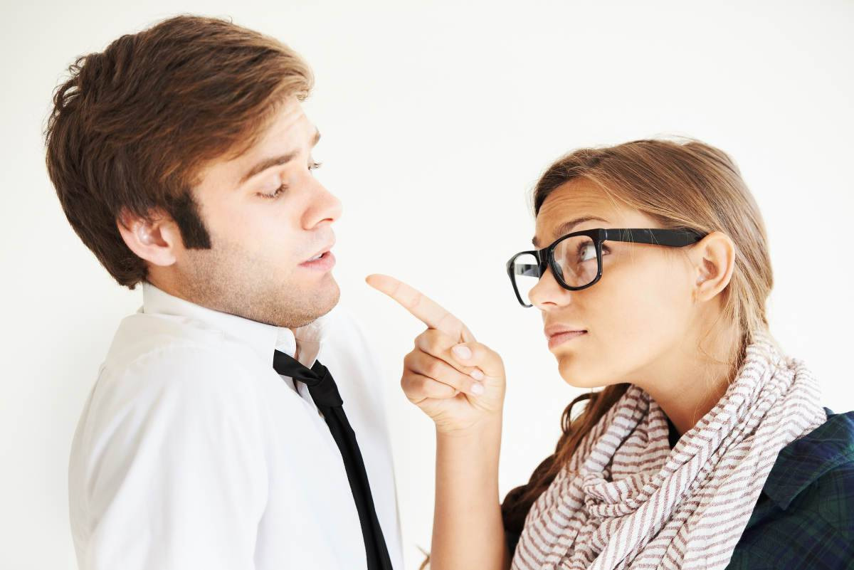 relationships-and-annoying-habits-of-the-partner-how-to-behave-to-avoid-discussions